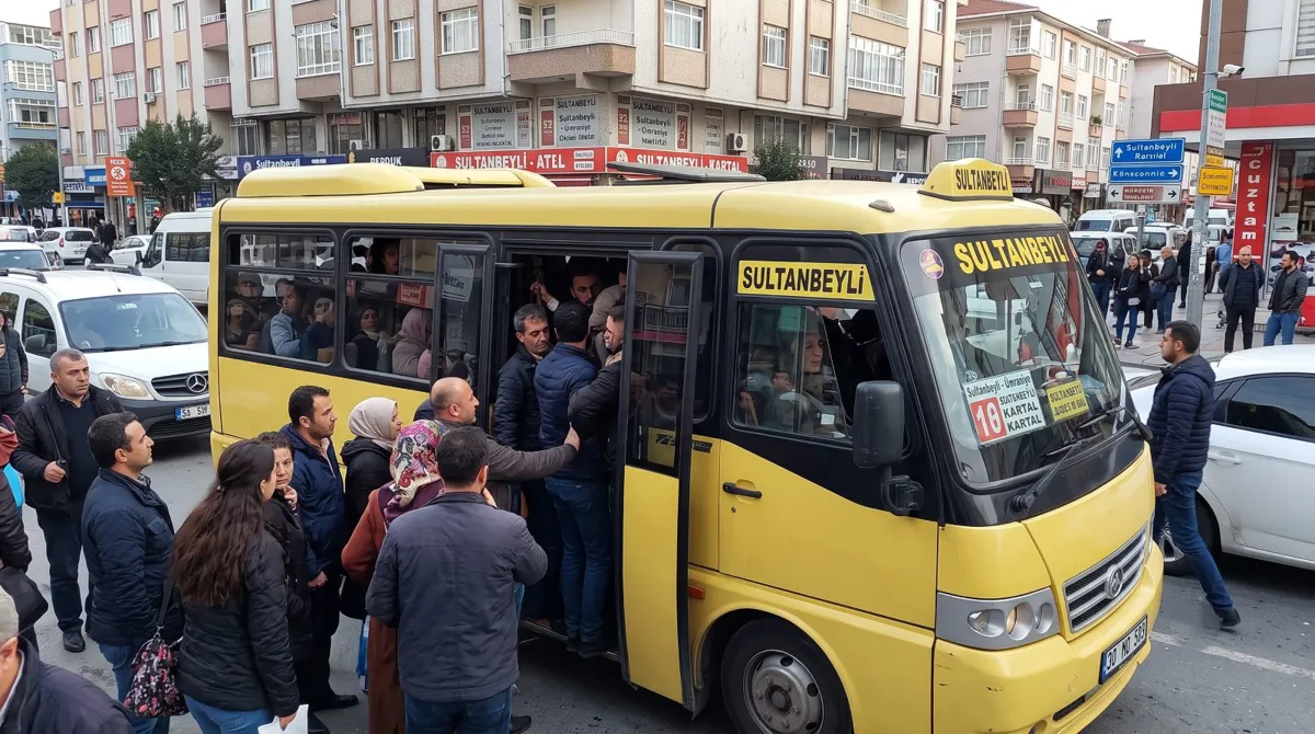 Minibüs Kültürü: Büyük Şehrin Gerçek Kahramanı